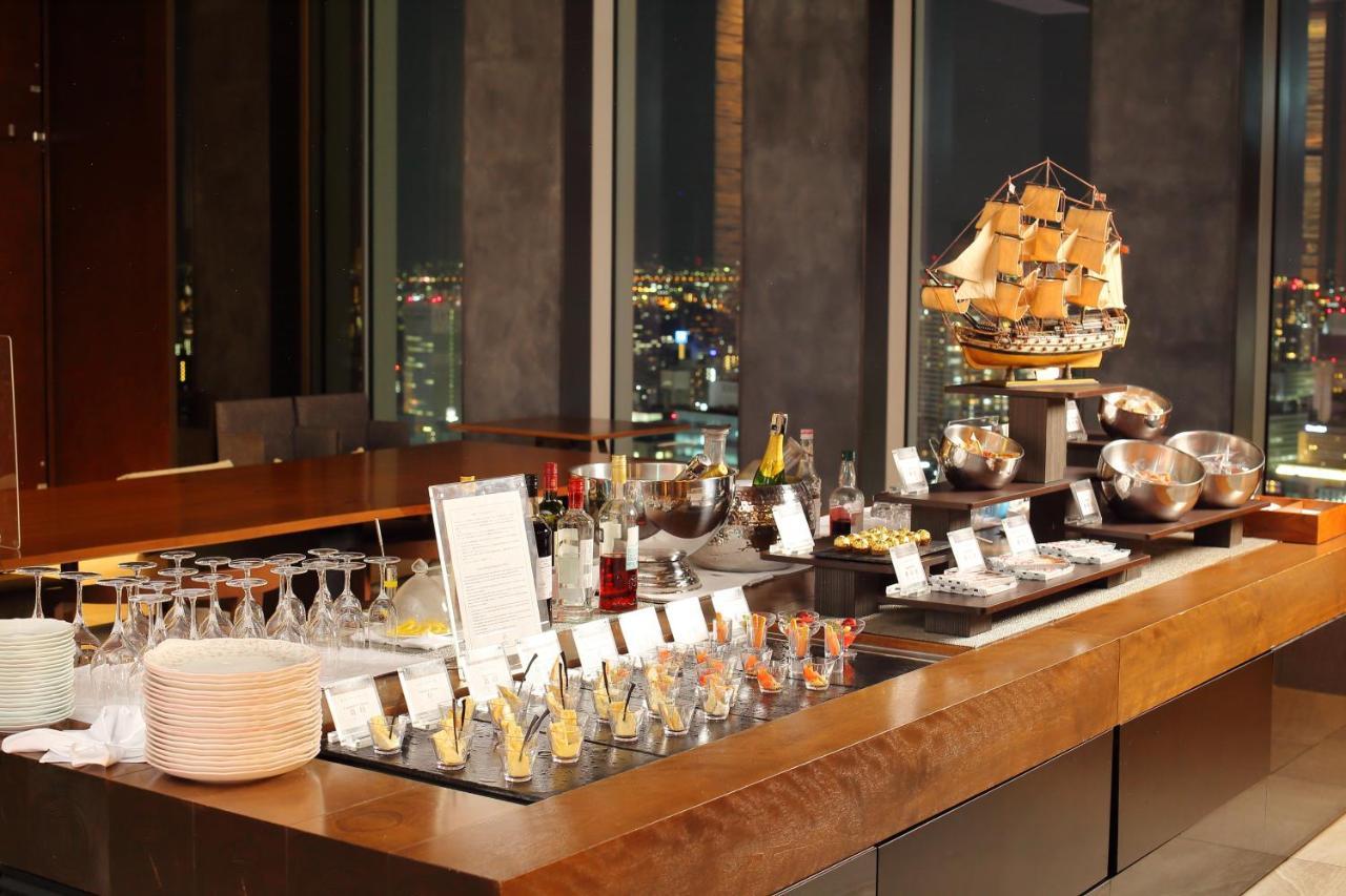 Nagoya Prince Hotel Sky Tower Exteriör bild A buffet at a hotel
