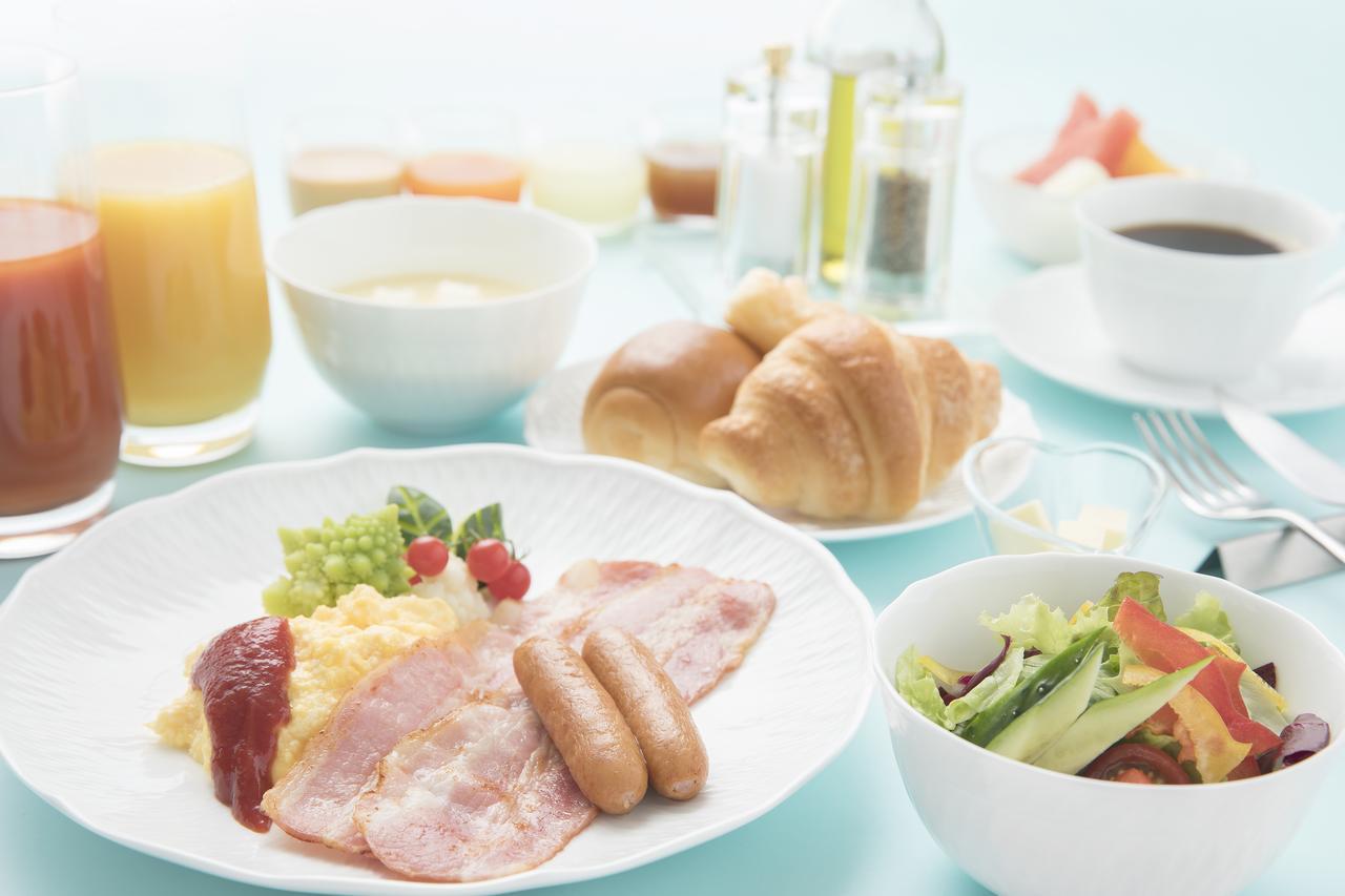 Nagoya Prince Hotel Sky Tower Exteriör bild A typical inflight meal